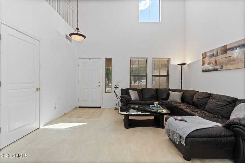 2336 W Apollo Rd, Phoenix, AZ 85041