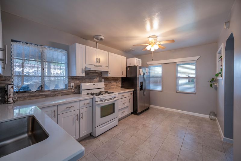 2336 W Marlette Ave, Phoenix, AZ 85015