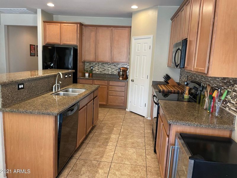 2336 W Melody Dr, Phoenix, AZ 85041
