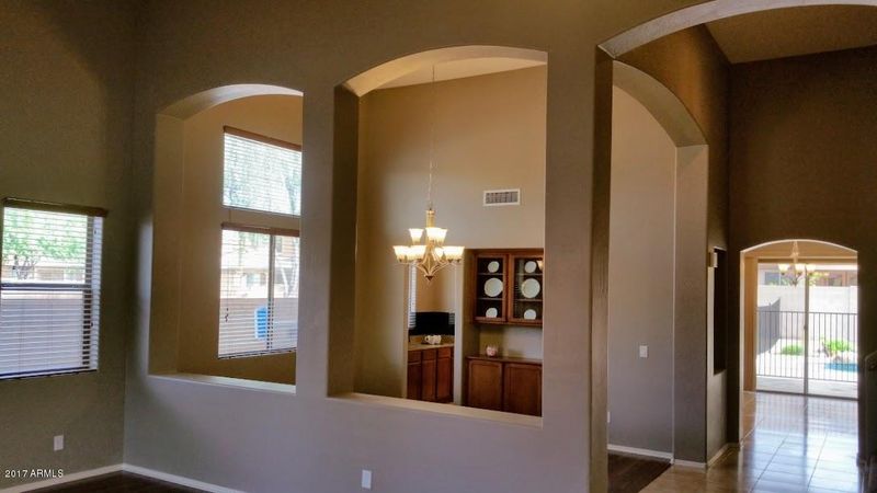 2336 W Sienna Bouquet Pl, Phoenix, AZ 85085