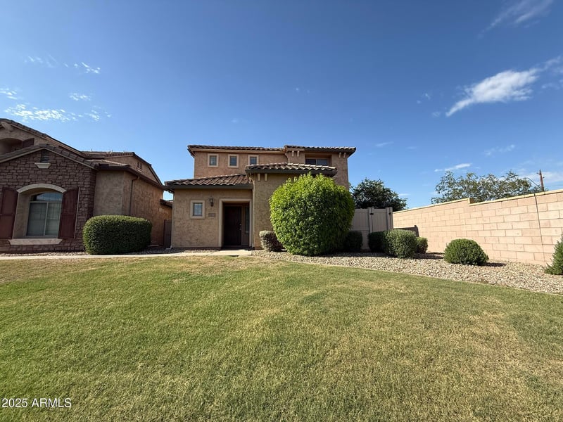 2337 83rd Dr, Phoenix, AZ 85037
