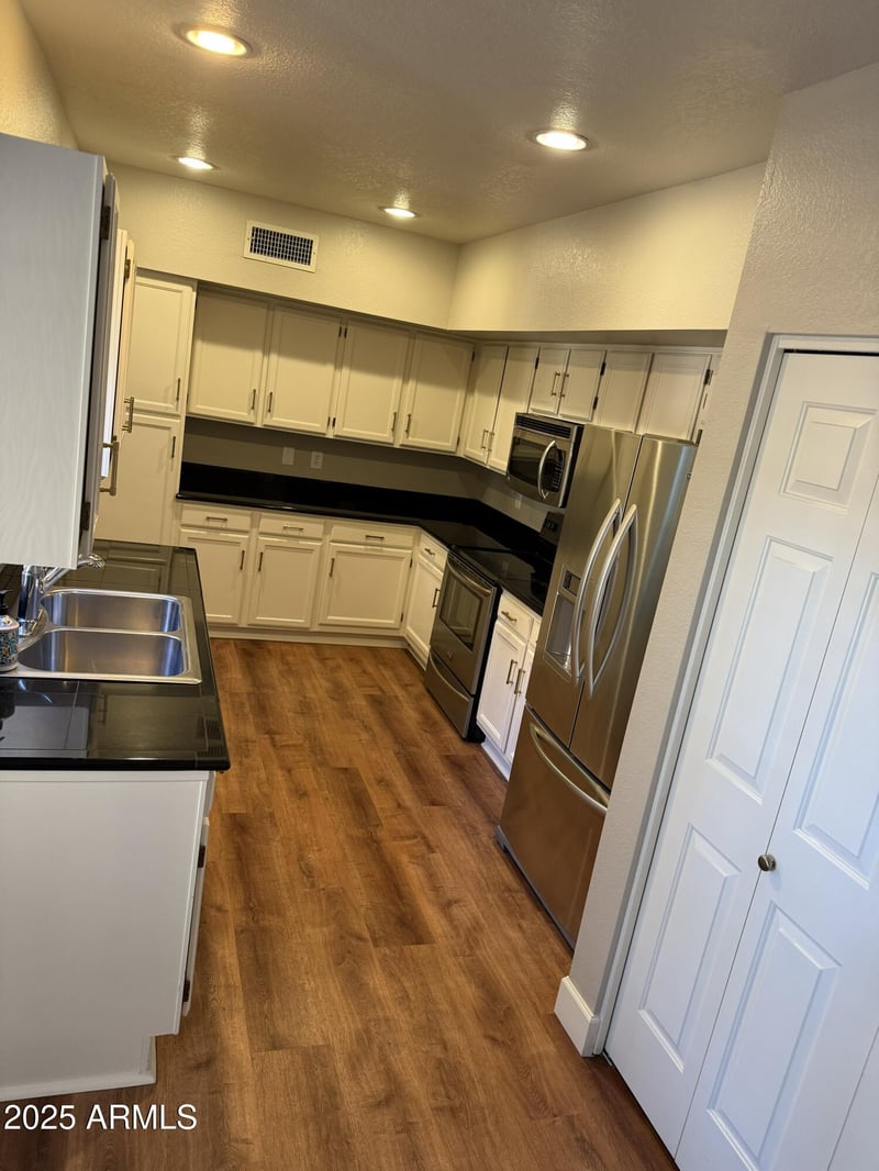 2337 Cheyenne Dr, Chandler, AZ 85224