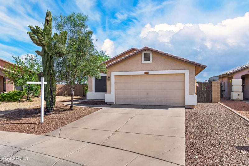 2337 39th Ave, Apache Junction, AZ 85119