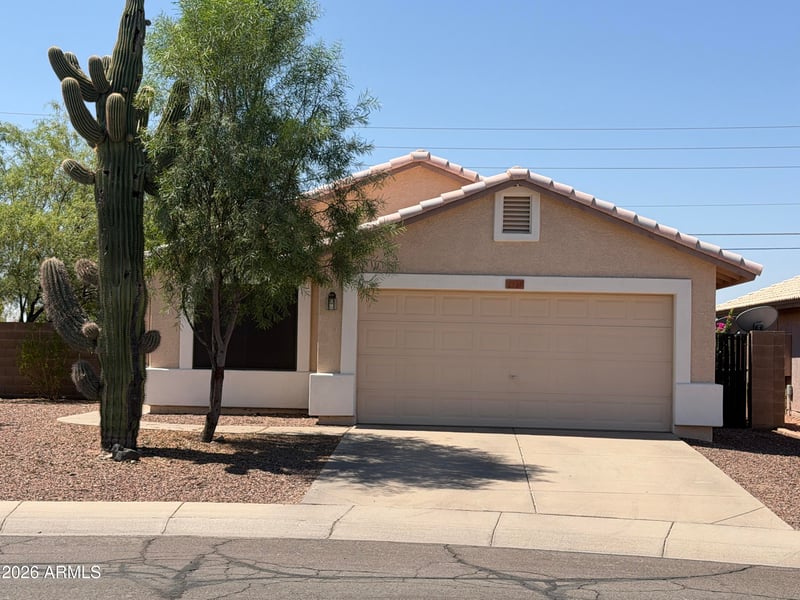 2337 39th Ave, Apache Junction, AZ 85119