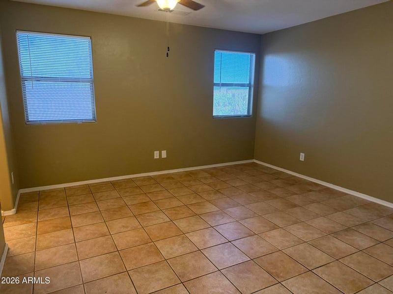 2337 39th Ave, Apache Junction, AZ 85119