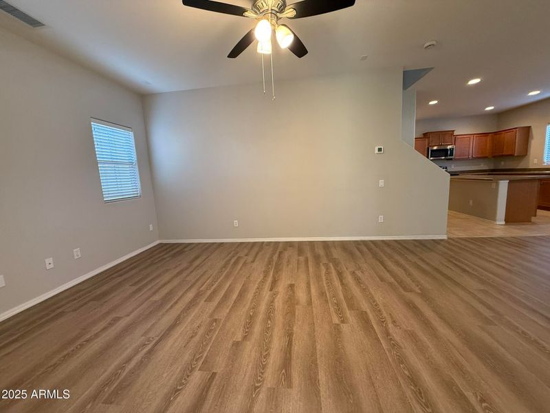 2337 N 83rd Dr, Phoenix, AZ 85037