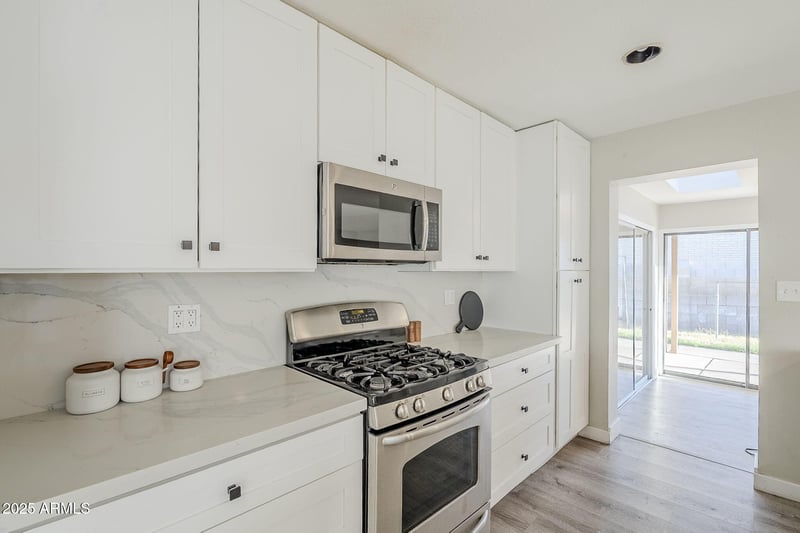 2337 Riviera Dr, Tempe, AZ 85282
