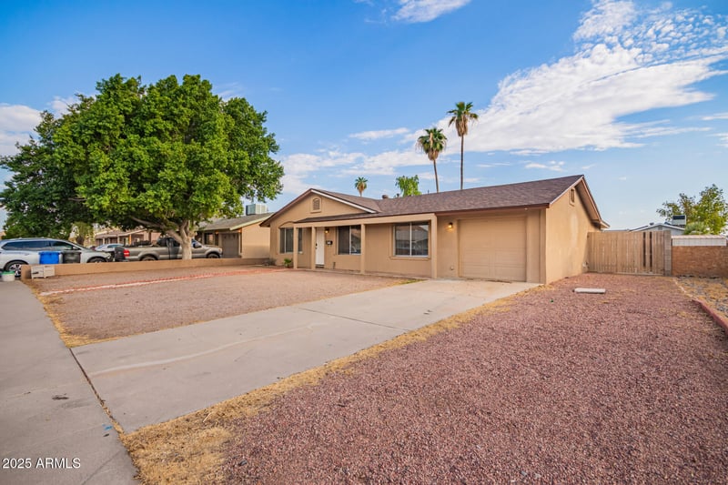 2337 Sunnyside Ave, Phoenix, AZ 85029