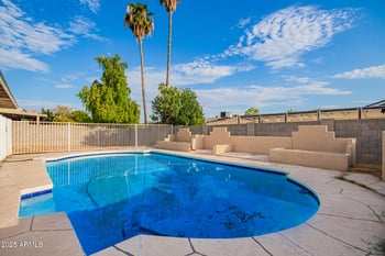 2337 Sunnyside Ave, Phoenix, AZ 85029