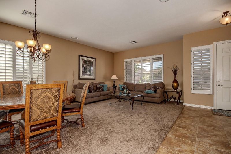 2337 W Blaylock Dr, Phoenix, AZ 85085