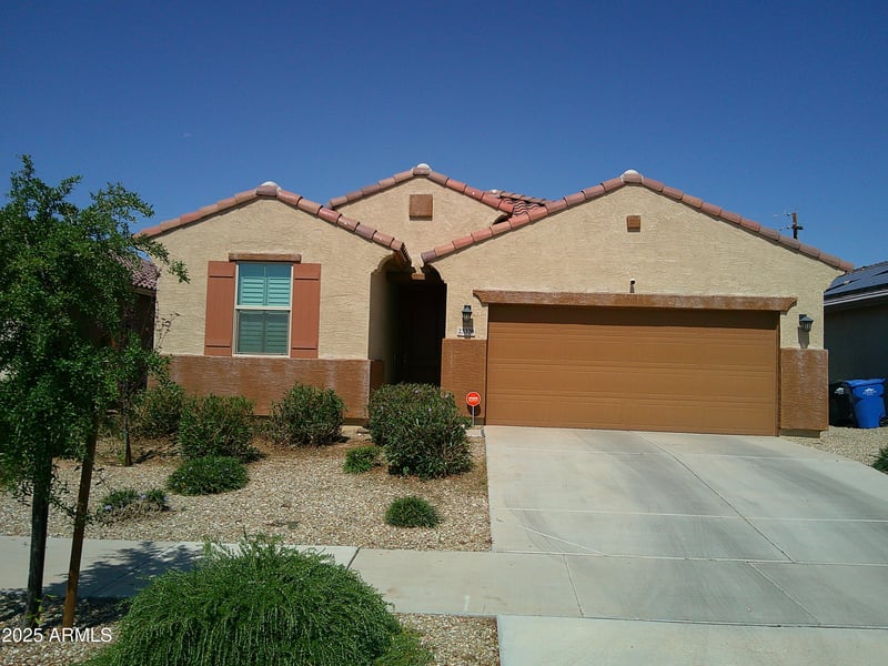 23370 175th Ln, Surprise, AZ 85387
