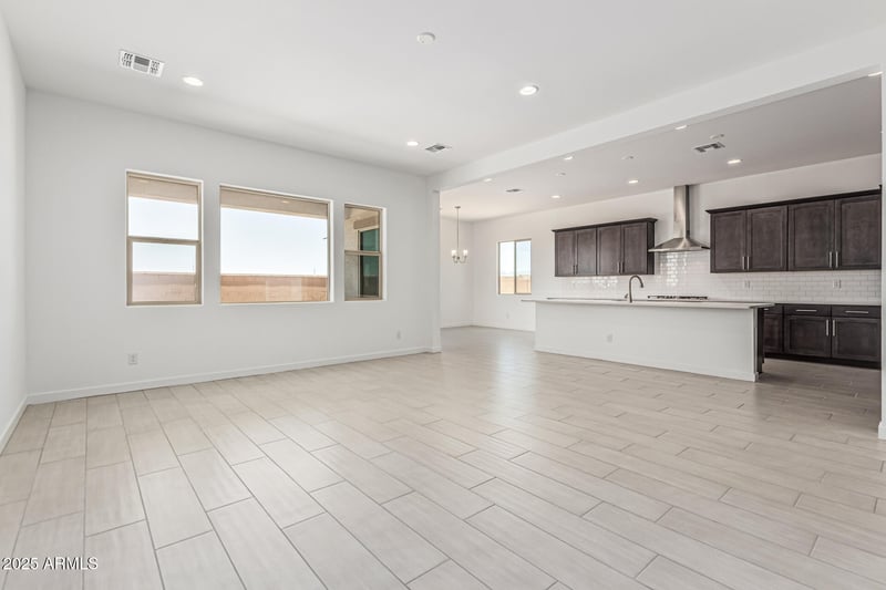 2338 182nd Dr, Goodyear, AZ 85338