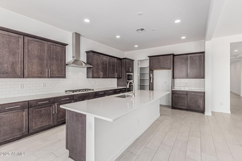 2338 182nd Dr, Goodyear, AZ 85338