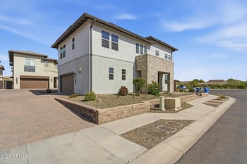 2338 Gloria Ln, Phoenix, AZ 85085