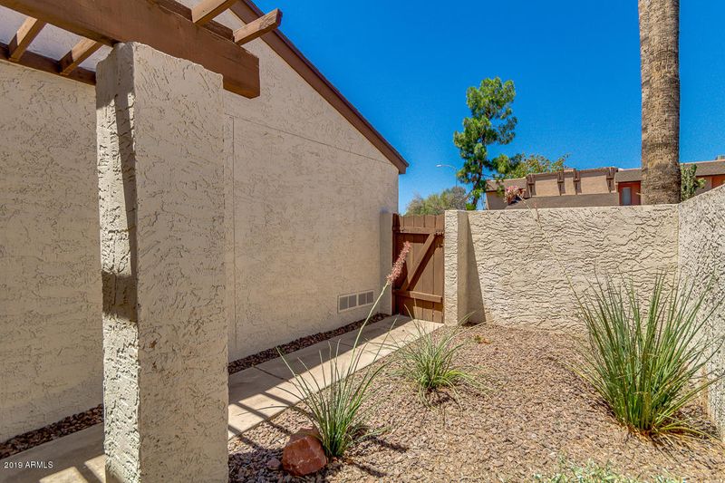 2338 W Lindner Ave #2, Mesa, AZ 85202