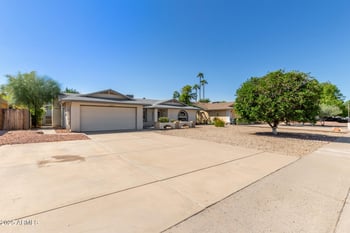 2339 Acoma Dr, Phoenix, AZ 85023