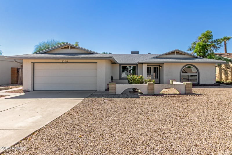 2339 Acoma Dr, Phoenix, AZ 85023