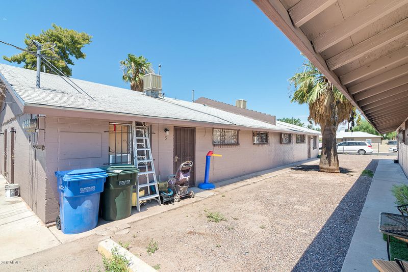 2339 E Pueblo Ave, Phoenix, AZ 85040