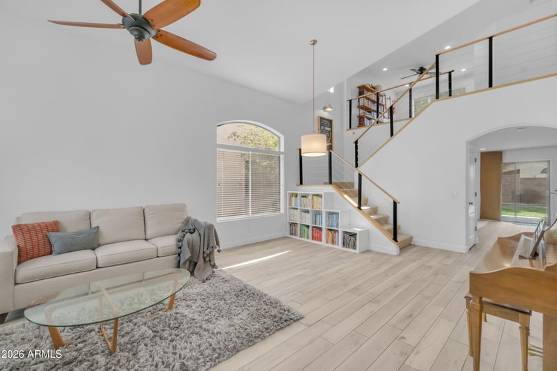 2339 W Running Deer Trl, Phoenix, AZ 85085