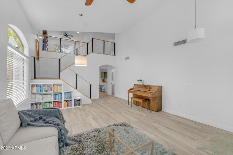 2339 W Running Deer Trl, Phoenix, AZ 85085