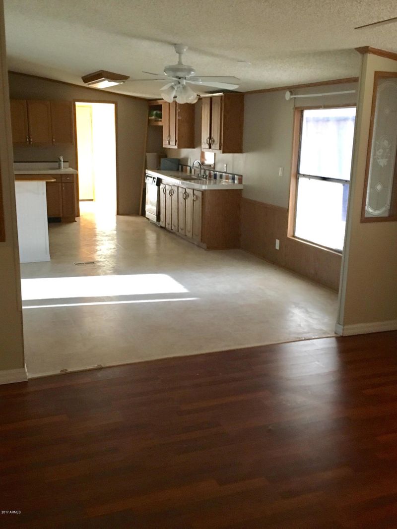 234 N Hawes Rd, Mesa, AZ 85207