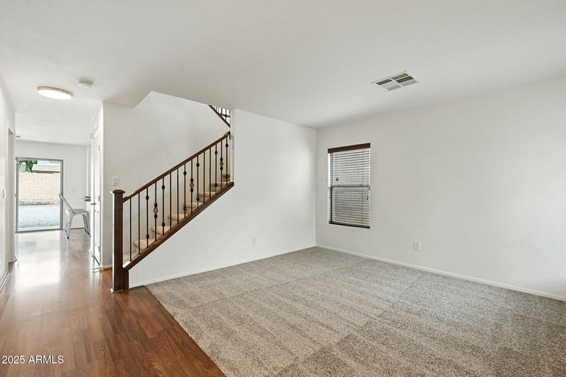 2340 Barwick Dr, Phoenix, AZ 85085