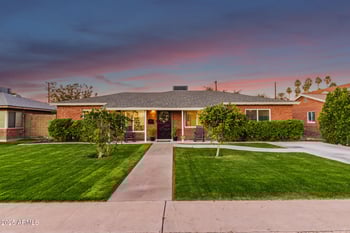 2340 Heatherbrae Dr, Phoenix, AZ 85016