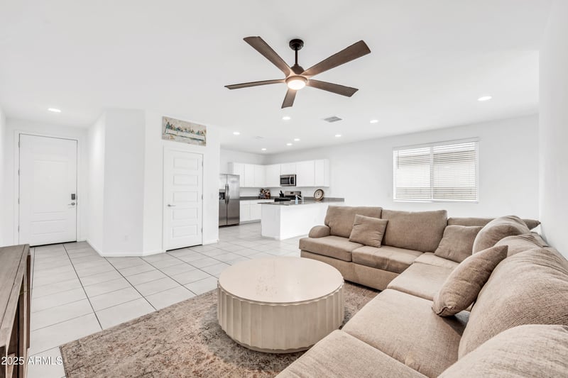 2340 La Salle St, Phoenix, AZ 85041