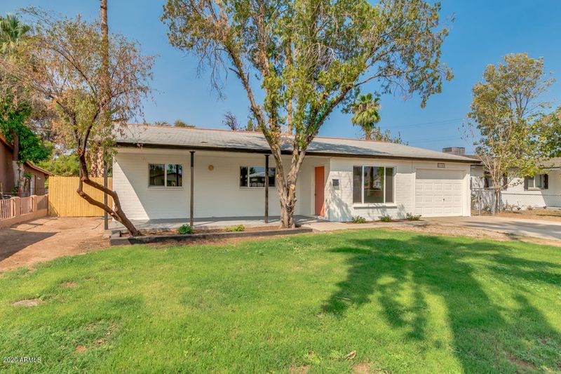 2340 N 30th Pl, Phoenix, AZ 85008