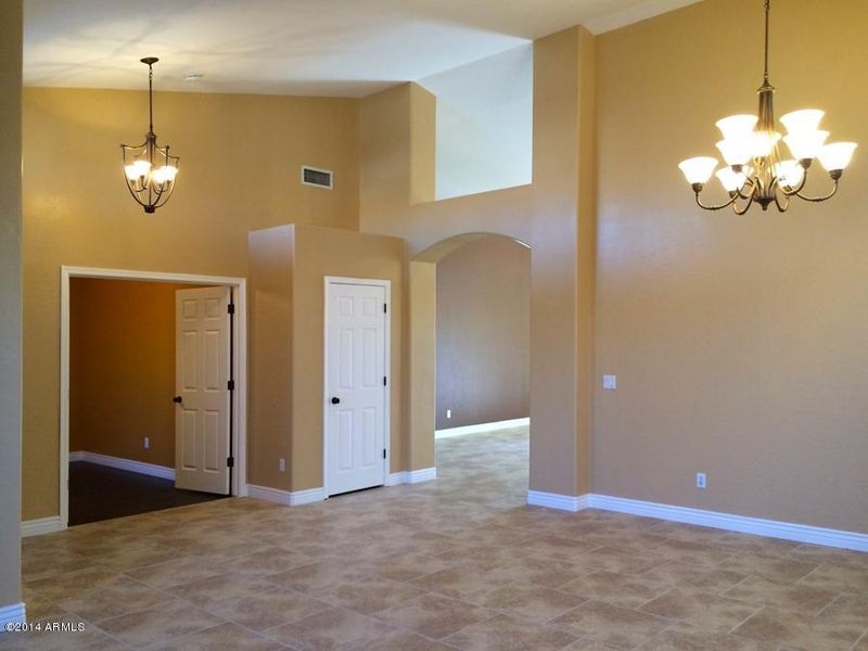 2340 S Revolta Ave, Mesa, AZ 85209