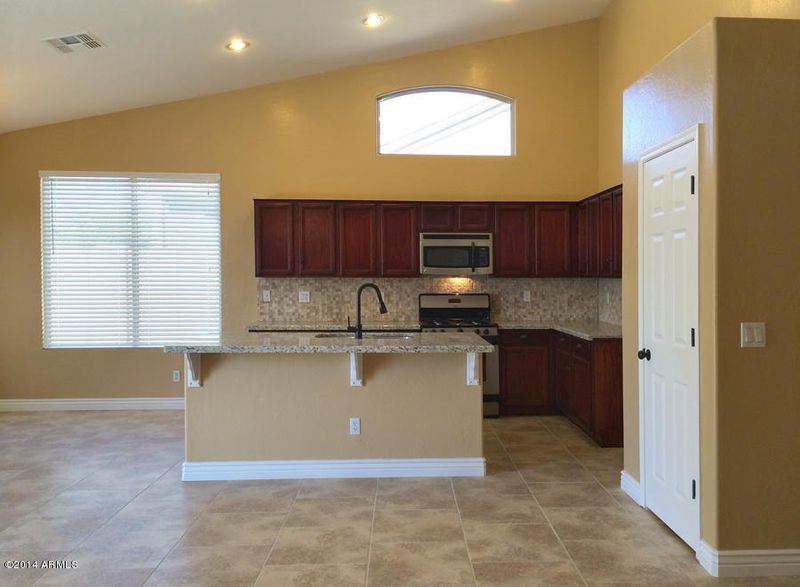 2340 S Revolta Ave, Mesa, AZ 85209
