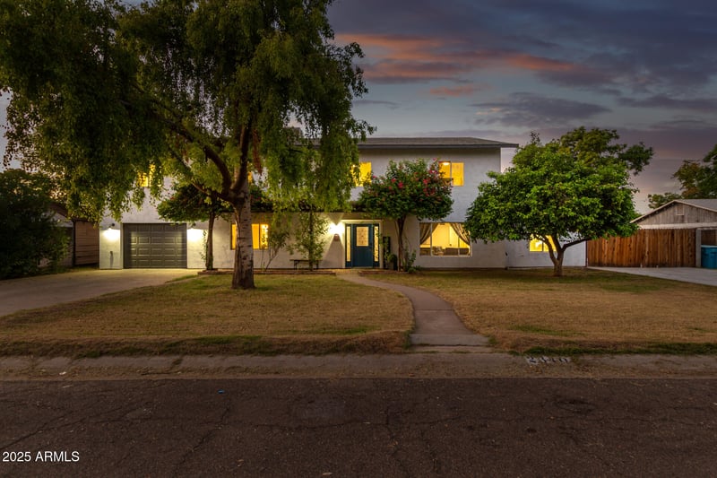 2340 Solano Dr, Phoenix, AZ 85015