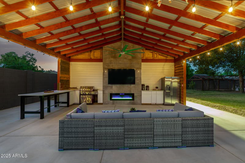 2340 Solano Dr, Phoenix, AZ 85015