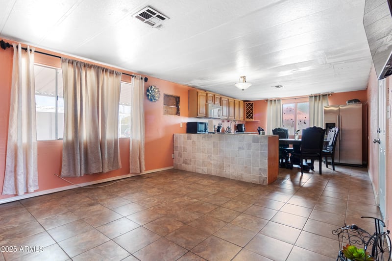 2340 University Dr #192, Tempe, AZ 85288