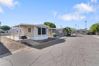 2340 University Dr #212, Tempe, AZ 85288