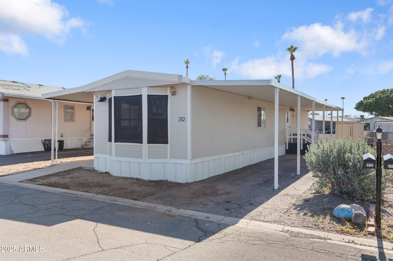 2340 University Dr #212, Tempe, AZ 85288