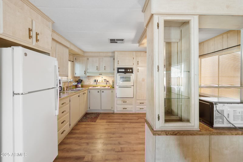 2340 University Dr #32, Tempe, AZ 85288