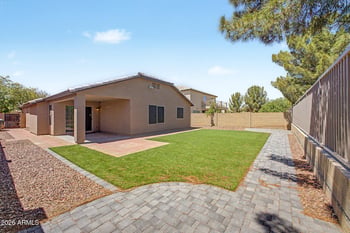 2340 Apollo Rd, Phoenix, AZ 85041