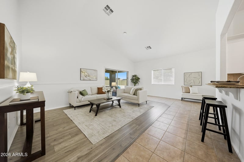 2340 Goldmine Mountain Dr, San Tan Valley, AZ 85144