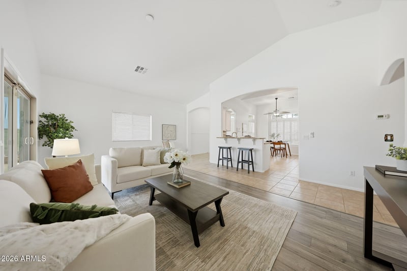 2340 Goldmine Mountain Dr, San Tan Valley, AZ 85144