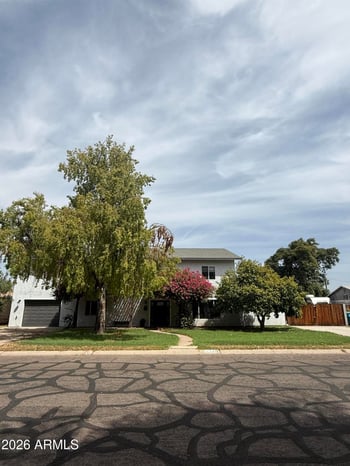 2340 W Solano Dr, Phoenix, AZ 85015