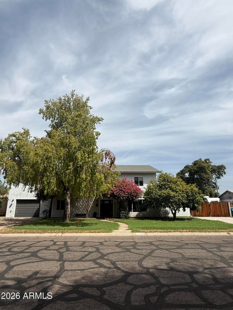 2340 W Solano Dr, Phoenix, AZ 85015