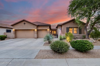 2341 Bramble Berry Ln, Phoenix, AZ 85085