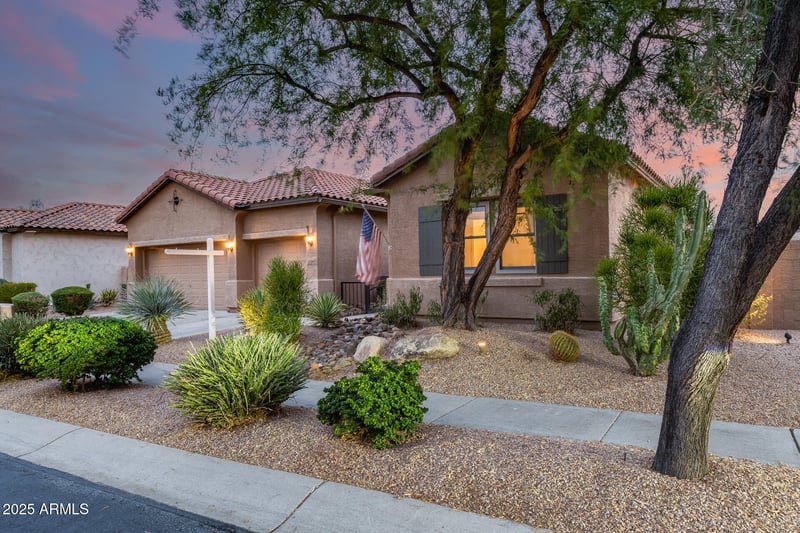 2341 Bramble Berry Ln, Phoenix, AZ 85085