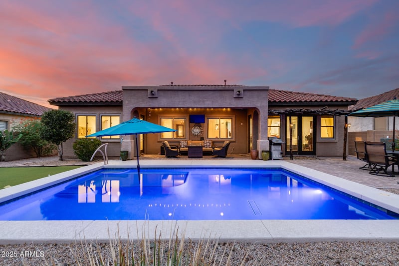 2341 Bramble Berry Ln, Phoenix, AZ 85085