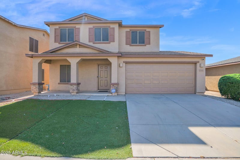 2343 Meadow Land Dr, San Tan Valley, AZ 85140