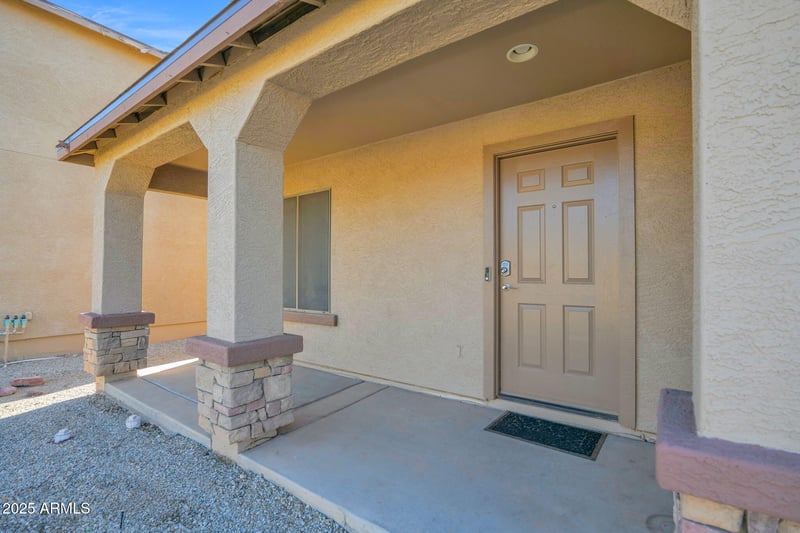 2343 Meadow Land Dr, San Tan Valley, AZ 85140