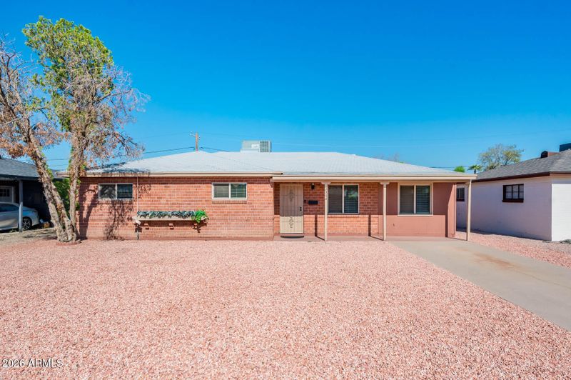 2344 W Mitchell Dr, Phoenix, AZ 85015