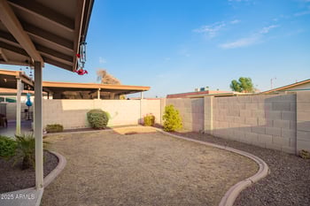 2345 Shaw Butte Dr, Phoenix, AZ 85029