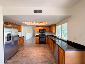 2346 Mescal St, Phoenix, AZ 85028